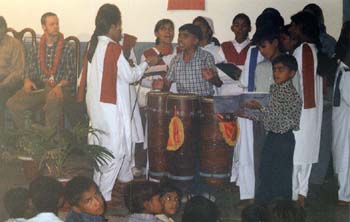 children-singing